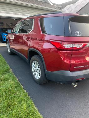 Red 2019 Chevrolet Traverse LT Cloth
