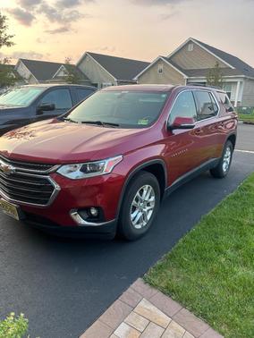 Red 2019 Chevrolet Traverse LT Cloth