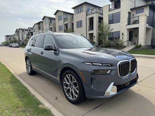 2023 BMW X7 xDrive40i
