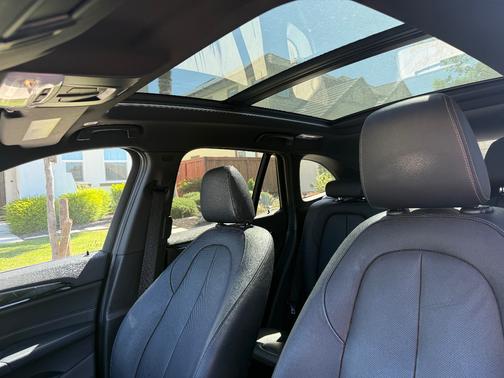 Black 2018 BMW X1 xDrive28i
