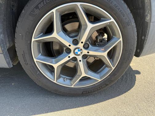 Black 2018 BMW X1 xDrive28i