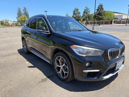 Black 2018 BMW X1 xDrive28i
