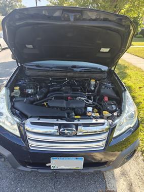 Blue 2013 Subaru Outback 2.5i