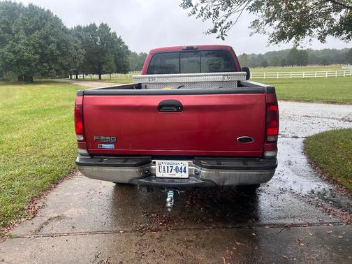 Red 2002 Ford F-250 XL SuperCab Super Duty