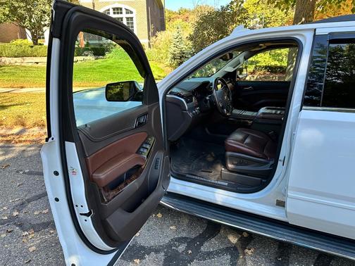 White 2016 Chevrolet Suburban LTZ