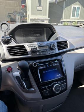 Gray 2017 Honda Odyssey EX-L
