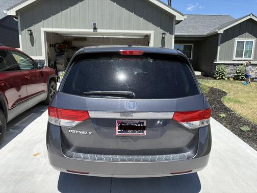 Gray 2017 Honda Odyssey EX-L
