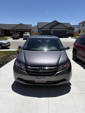 Gray 2017 Honda Odyssey EX-L