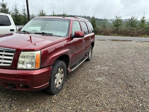 2003 Cadillac Escalade Base