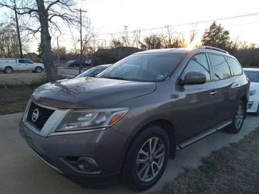 2014 Nissan Pathfinder SV