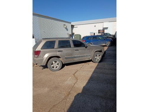 2005 Jeep Grand Cherokee Laredo