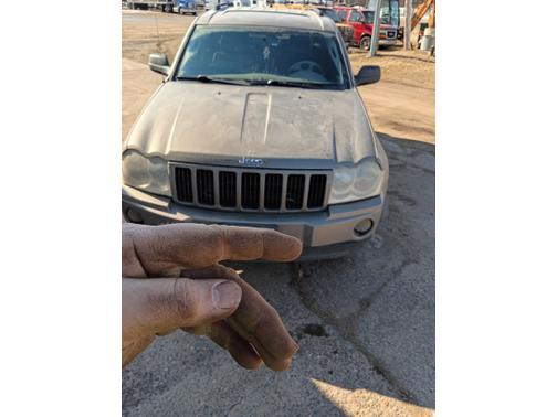 2005 Jeep Grand Cherokee Laredo