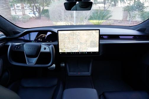 2022 Tesla Model S Plaid