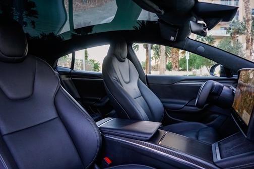 2022 Tesla Model S Plaid