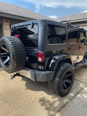 2011 Jeep Wrangler Unlimited Sahara