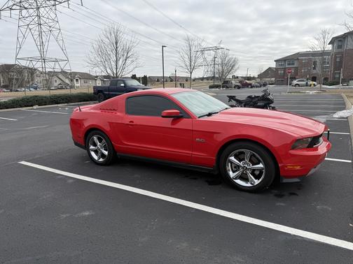 2011 Ford Mustang GT Premium