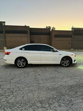 2021 Volkswagen Jetta 1.4T R-Line