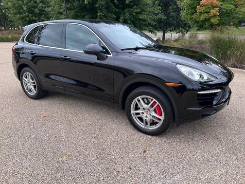 Black 2011 Porsche Cayenne Cayenne Turbo