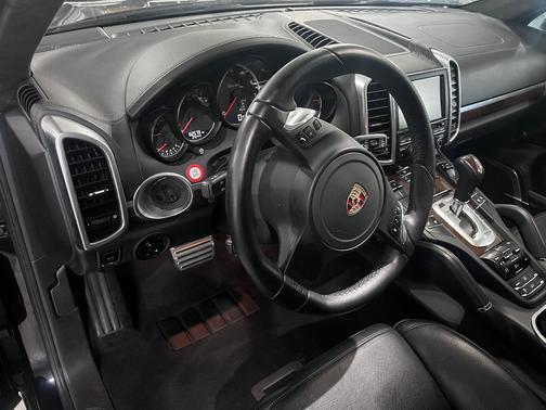 Black 2011 Porsche Cayenne Cayenne Turbo