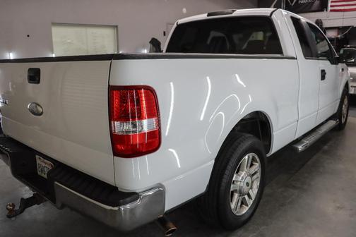 White 2006 Ford F-150 XLT SuperCab
