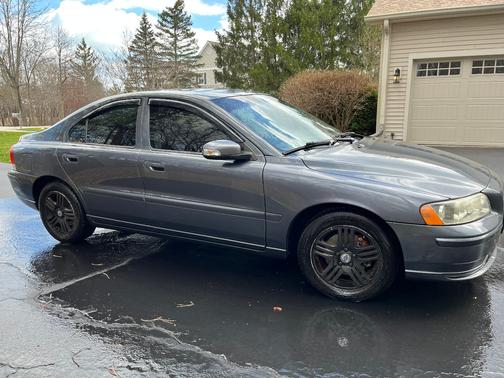 Gray 2007 Volvo S60 2.5T
