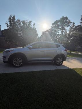 Silver 2018 Hyundai TUCSON SEL Plus