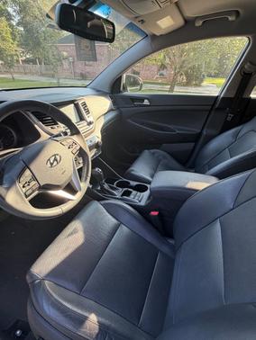 Silver 2018 Hyundai TUCSON SEL Plus