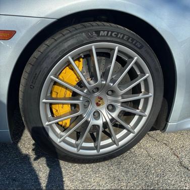 2016 Porsche Panamera Panamera GTS