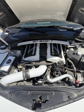 White 2010 Chevrolet Camaro 2SS