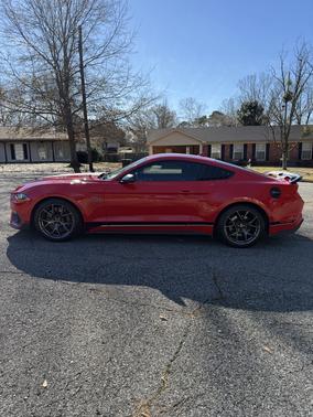 2021 Ford Mustang Mach 1