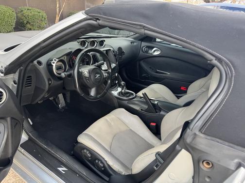 2010 Nissan 370Z Touring