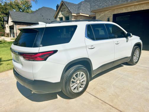 2022 Chevrolet Traverse LT Cloth