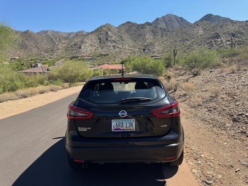 2022 Nissan Rogue Sport S