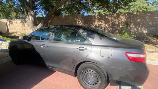 Gray 2009 Toyota Camry LE