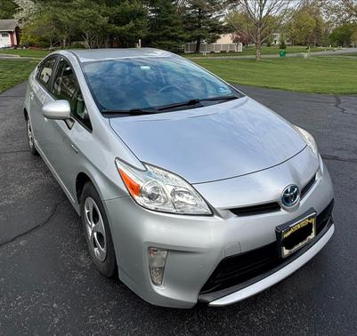 Silver 2014 Toyota Prius Two