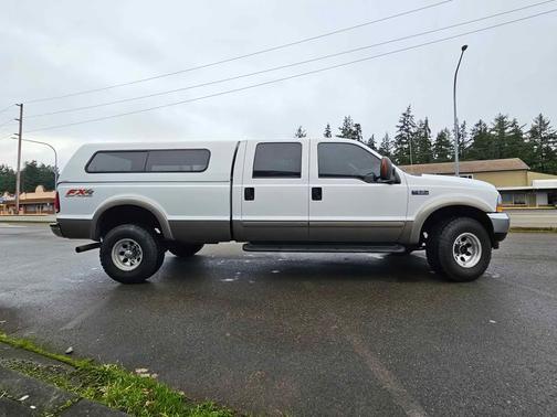 2003 Ford F-250 Lariat Crew Cab Super Duty
