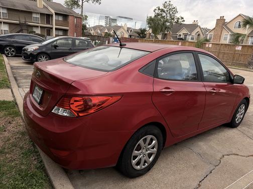 2014 Hyundai Accent GLS