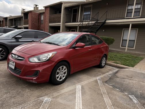 2014 Hyundai Accent GLS