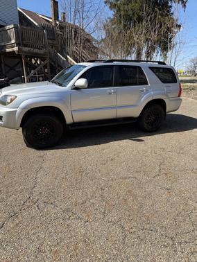 Silver 2008 Toyota 4Runner SR5