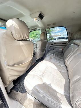 Black 2002 Cadillac Escalade Base