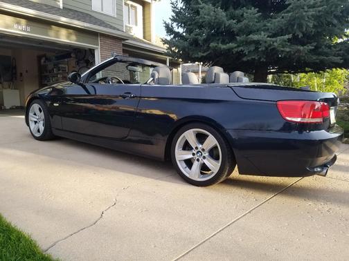 Blue 2008 BMW 335 i