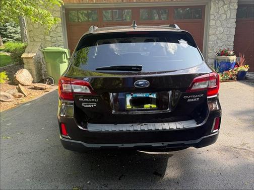 Brown 2017 Subaru Outback 2.5i Touring