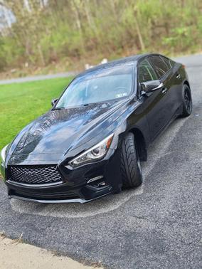 Black 2018 INFINITI Q50 3.0t LUXE