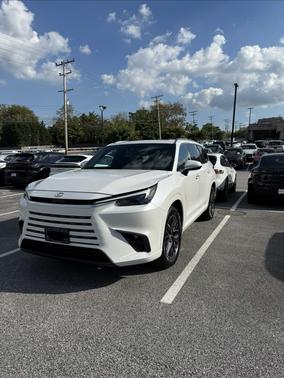 White 2024 Lexus TX 350 Premium