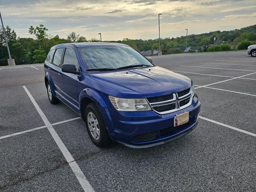 Blue 2012 Dodge Journey SE