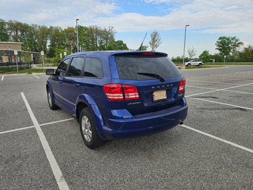 Blue 2012 Dodge Journey SE
