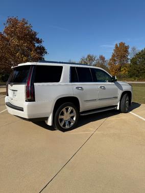 2016 Cadillac Escalade Premium