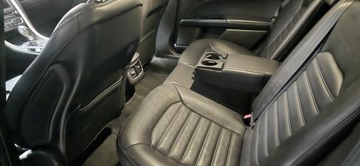 2016 Ford Fusion Hybrid SE