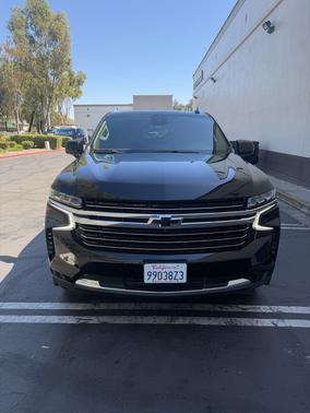 2023 Chevrolet Suburban LT