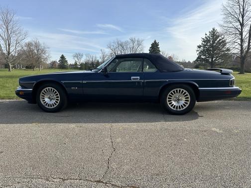 1995 Jaguar XJS 6.0L Cabriolet
